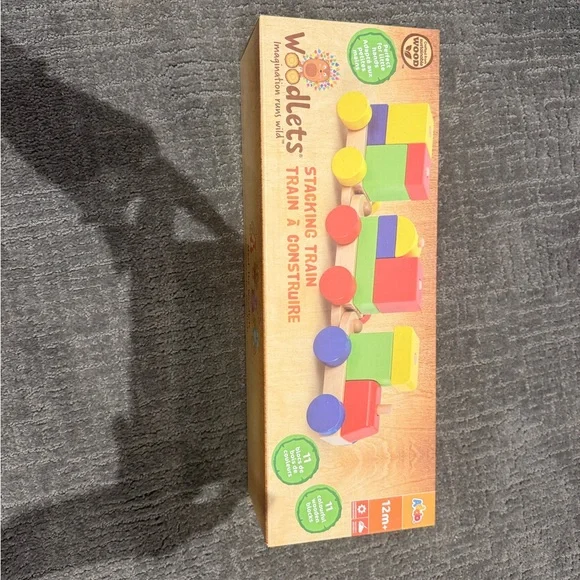 Colorful Stacking Train Set New in Box - Picture 1 of 4